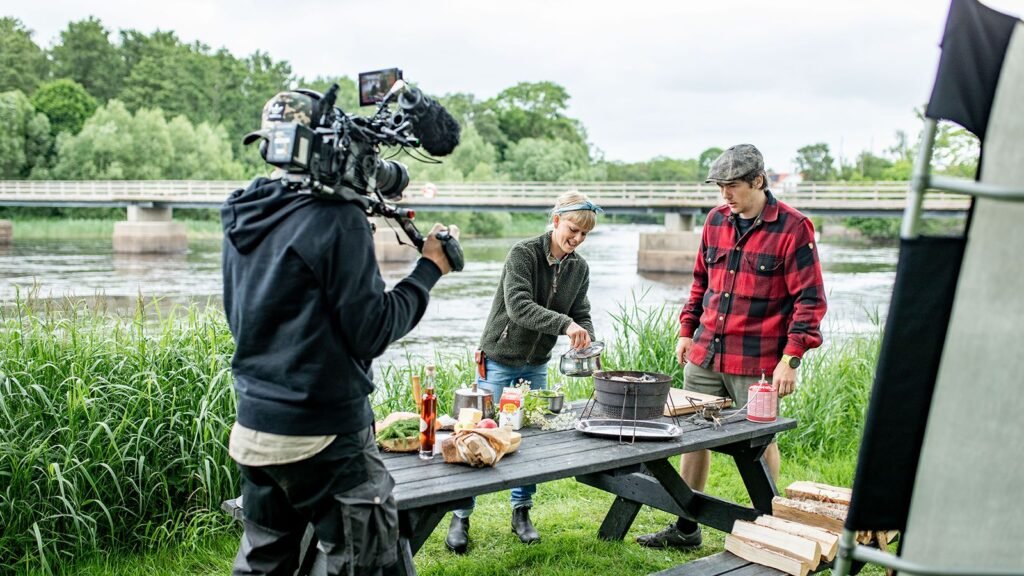 Falkenberg tar plats i rutan – ny matserie på Godare TV